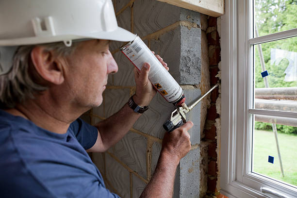Best Fiberglass Insulation  in Luling, TX